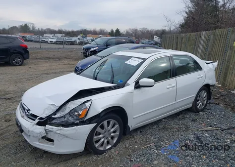 2006 Honda Accord 3.0 Ex из США, поврежденный, VIN 1HGCM66556A073859